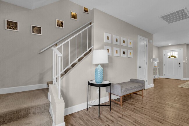 Building Photo - 6165 N Granite Reef Rd