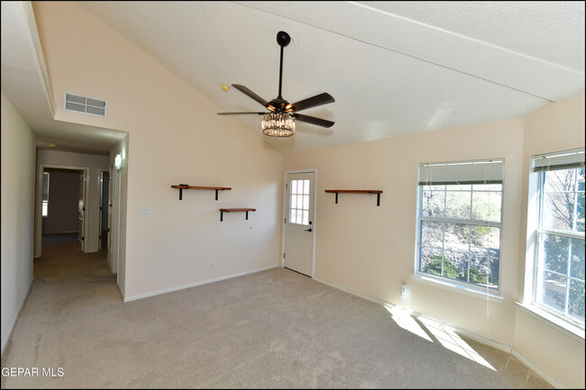 Building Photo - 7301 Corona Del Sol Dr