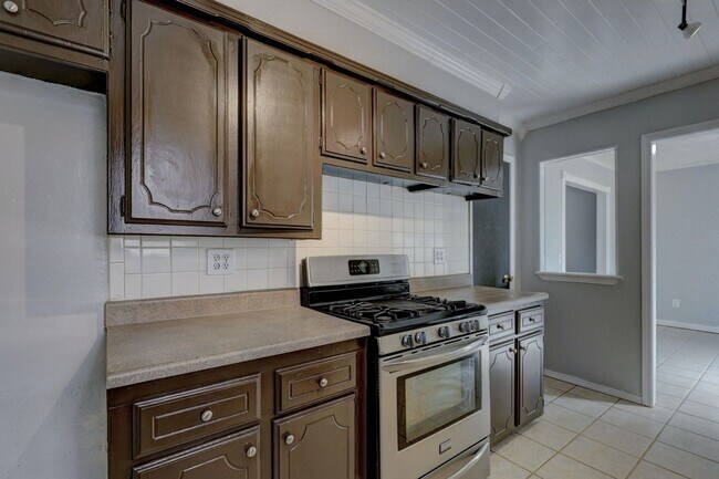Building Photo - 8544 SW 75th St