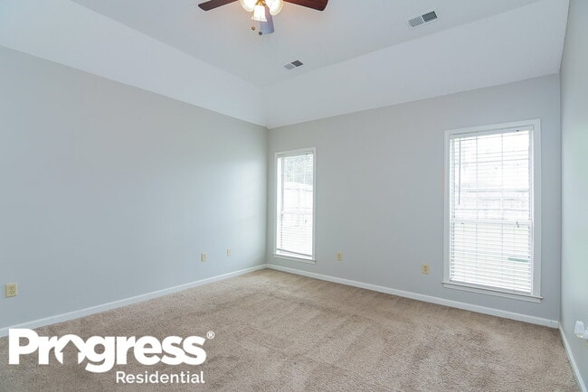 Building Photo - 3462 Clepsyda Dr