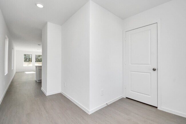 Building Photo - 22760 Hackberry Leaf Dr