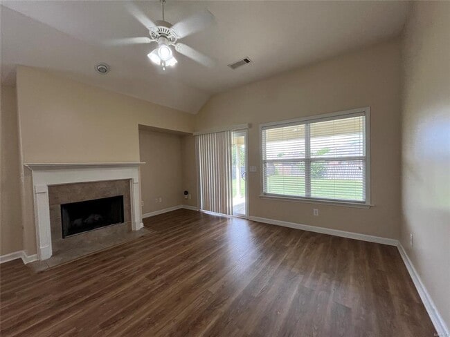 Building Photo - 8901 Ashland Park Pl