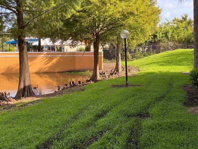 Building Photo - 5701 Gatlin Ave