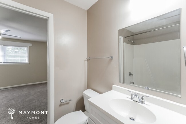 Building Photo - 839 Von Kolnitz Rd