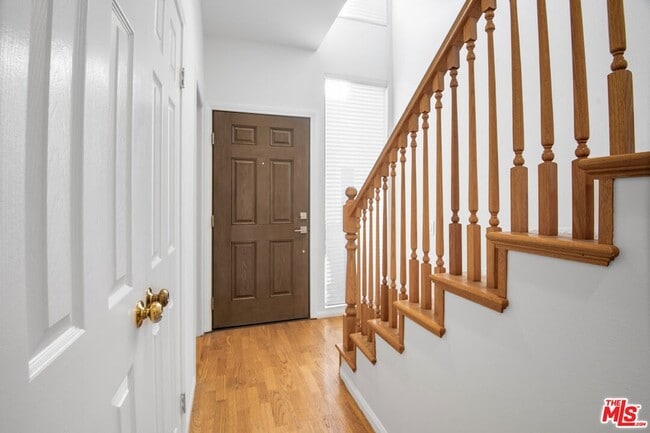 Building Photo - 916 15th St