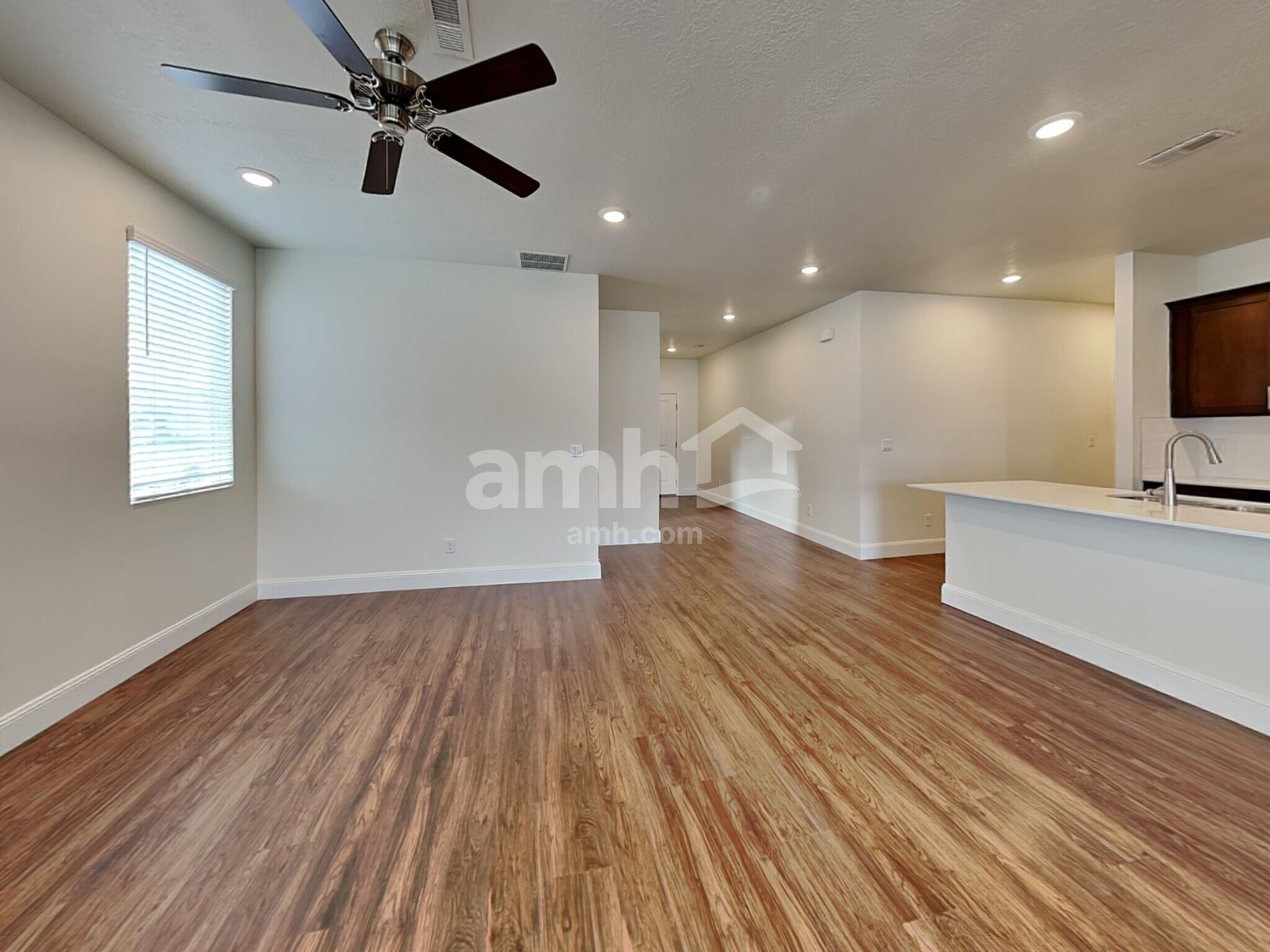 Building Photo - 3371 S 2580 W