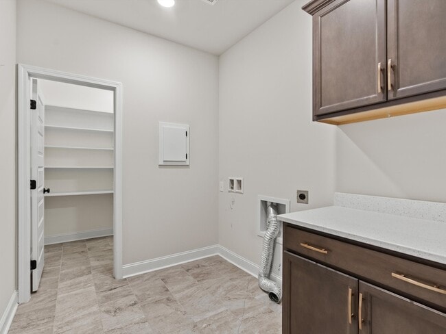 Building Photo - 9036 Mountain Preserve Blvd SE