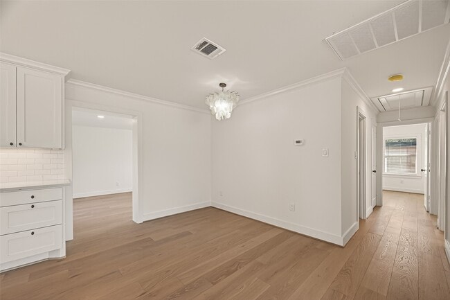 Building Photo - 9242 Autauga St