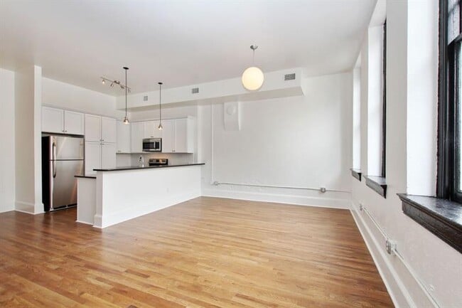 Building Photo - 145 Auburn Ave NE