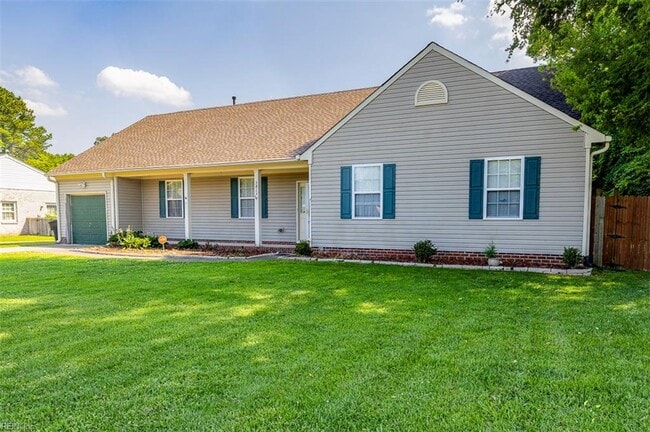 Building Photo - 5819 Woodside Ln