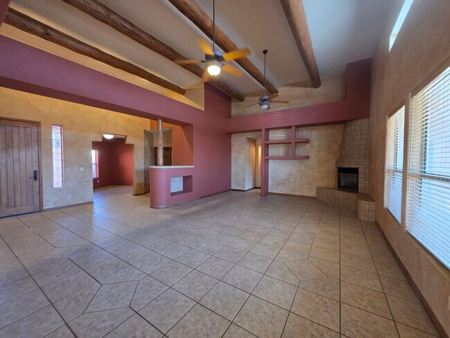Building Photo - 8152 Eagledancer Ave