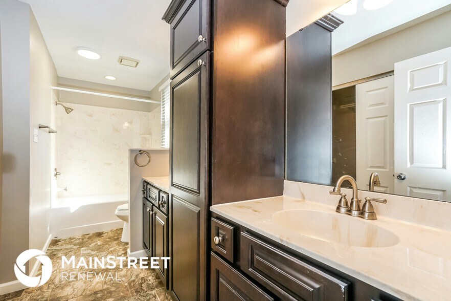 Building Photo - 14415 Quiet Cove Ct