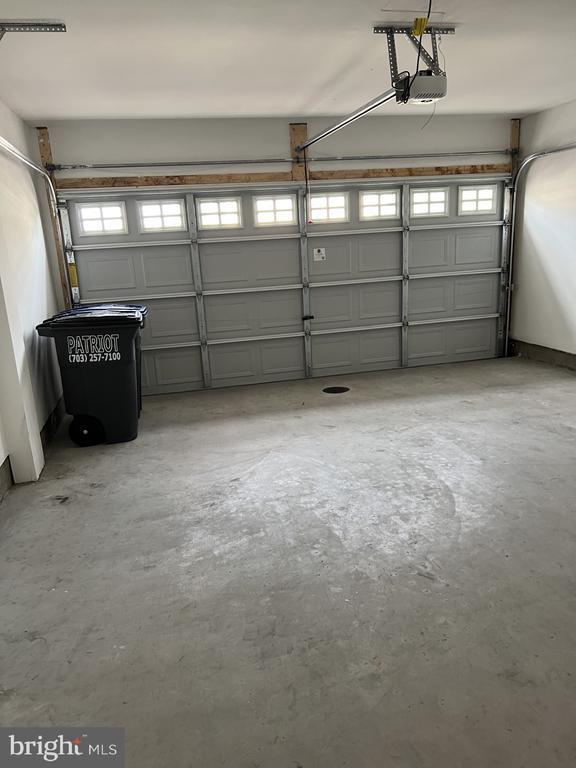 Building Photo - 11005 Blackburn Cove Ln