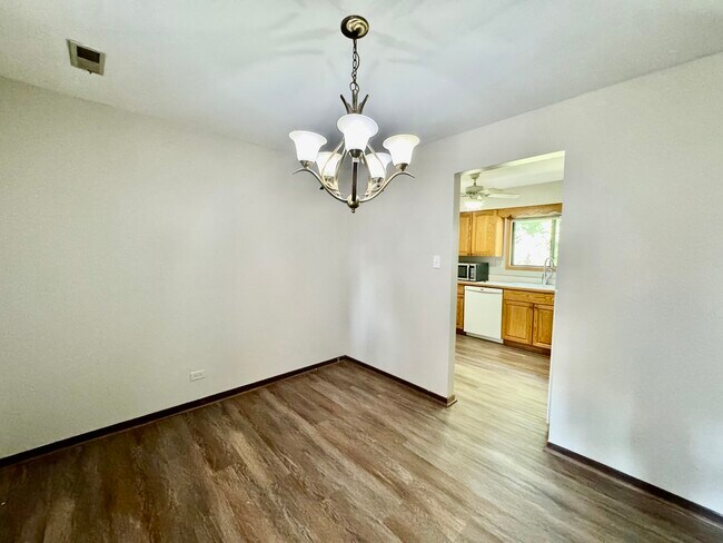 Building Photo - 1737 Harrow Ct