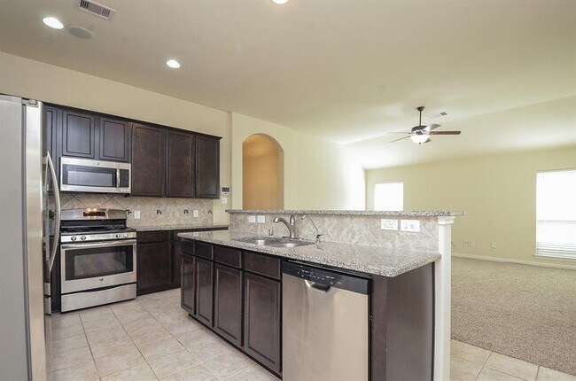 Building Photo - 21519 Crainfeld Dr