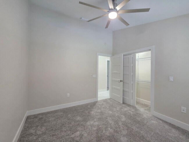 Building Photo - FOR RENT pool home, 3 bed 2 bath in The Quarries
