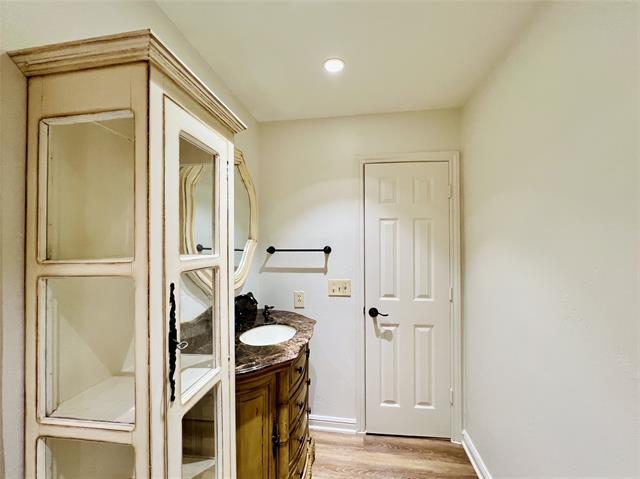 Building Photo - 3916 Bobbin Ln