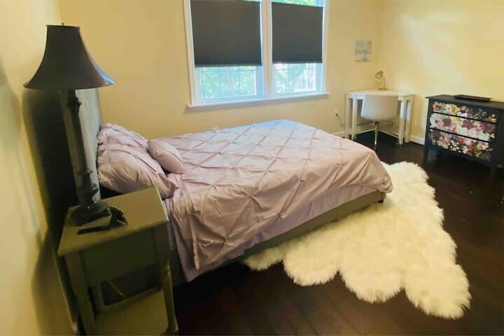 Building Photo - 5337 Hayes St NE