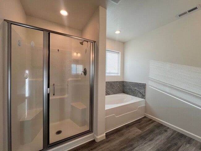 Building Photo - Charming 3 Bedroom, 2 bath, 2 car garage home in Fallon