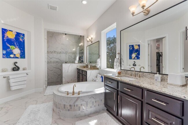 Building Photo - 235 Chestnut Crossing