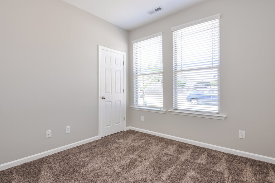 Building Photo - 3605 Morman Springs Ln