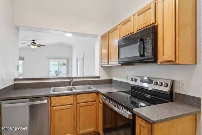 Building Photo - 13212 N Classic Overlook Ct