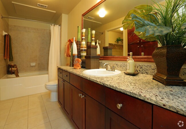 Bira Estates/1BR,1BA/Bathroom - Camden Riverwalk