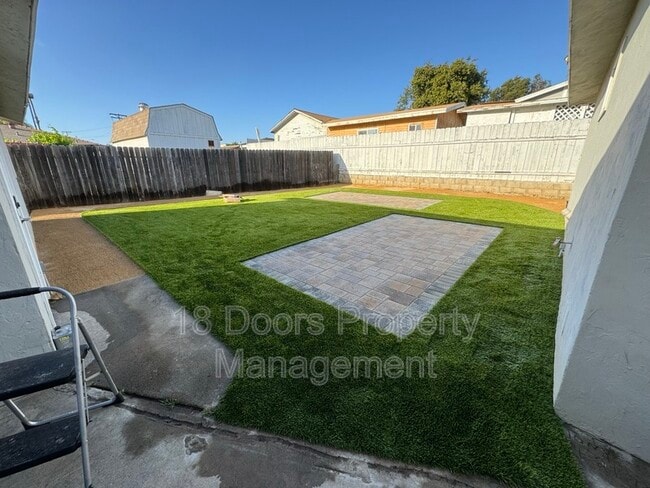 Building Photo - 350 Orange Ave