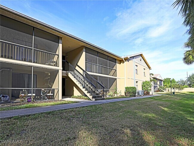 Primary Photo - 5305 Summerlin Rd