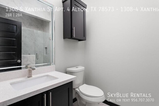 Building Photo - 1308 S Xanthia St