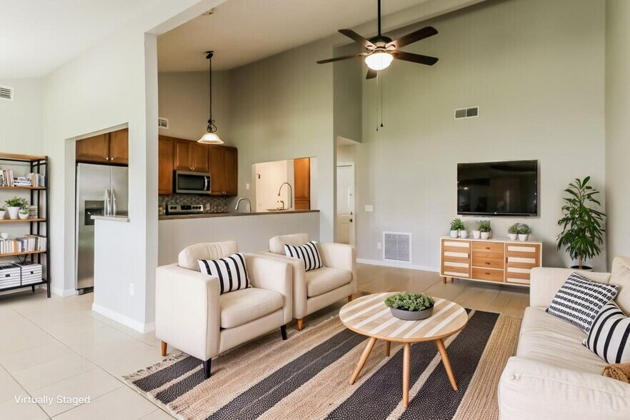 Building Photo - 18314 Swan Lake Dr