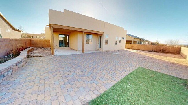 Building Photo - Rancho Viejo Gem 3 Bed 2 Bath 2 Car Garage. Beautiful Patio