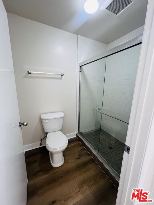 Building Photo - 11738 Mayfield Ave