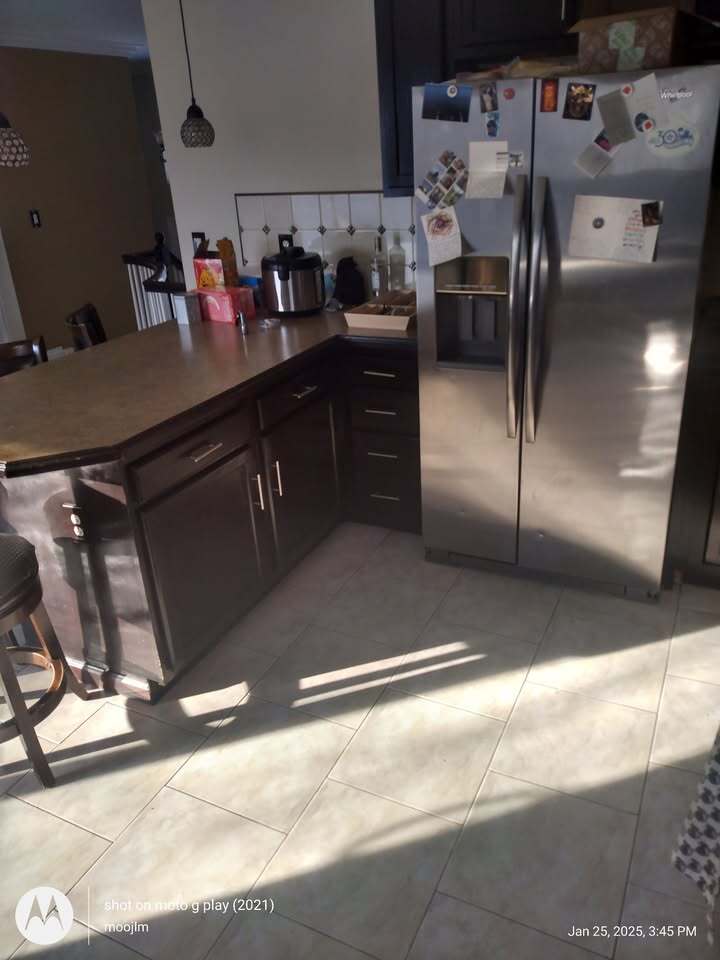 LARGE kitchen - 115 W Milton Ave