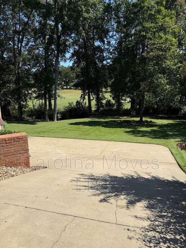 Building Photo - 113 Tupelo Dr