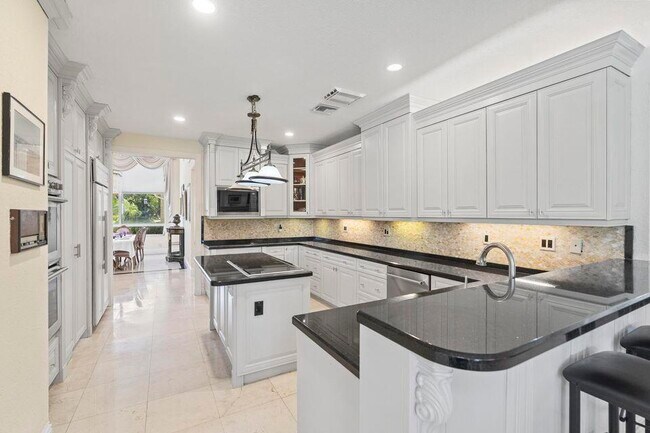 Building Photo - 3271 Harrington Dr