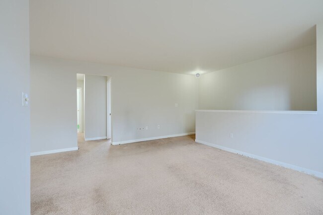 Building Photo - 1 Bed 1 Bath Home for Rent in Rockville, MD- INCLUDES GAS/HEAT AND WATER