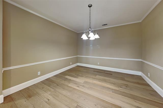 Building Photo - 3420 Binkley Ave