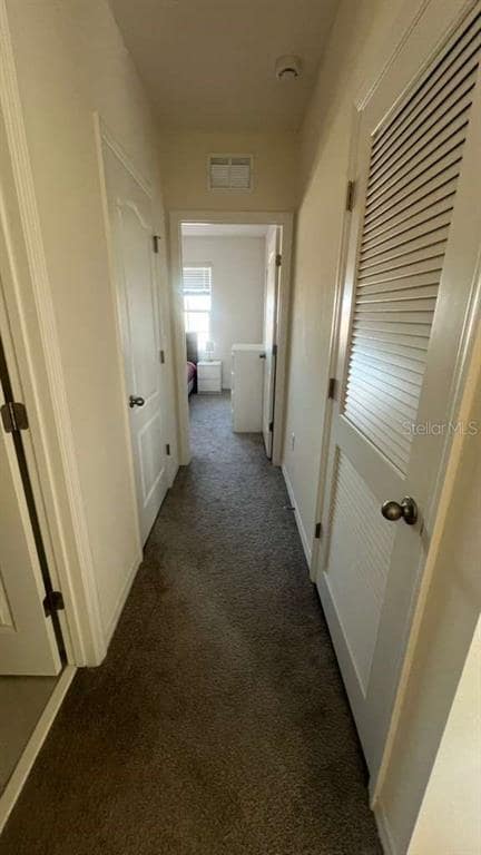 Building Photo - 654 Park Pl Blvd