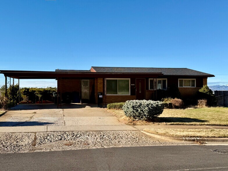 Building Photo - 931 Maxfield Dr