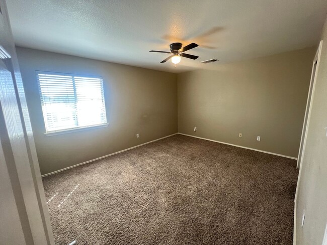 Building Photo - 5106 Sydney Harbour Ct