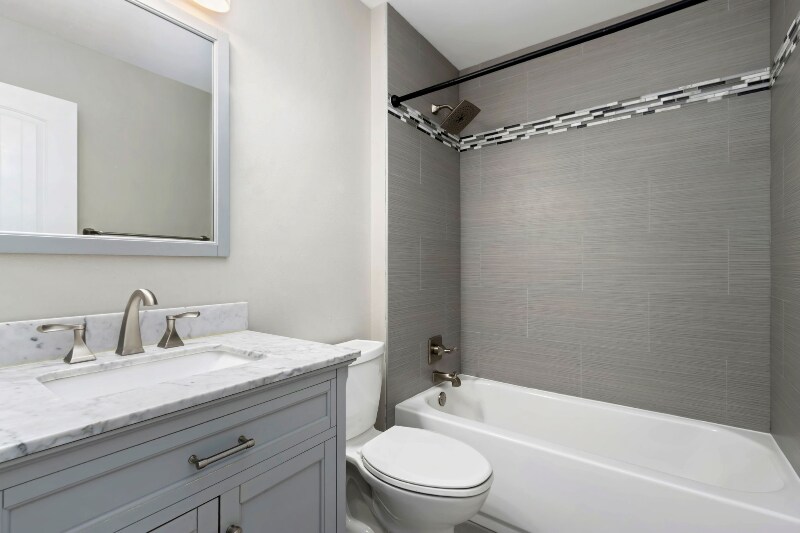 Building Photo - 4230 Cape Cod Cir