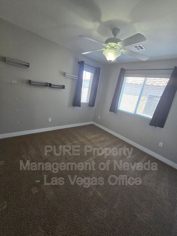 Building Photo - 9389 Black Wolf Ave