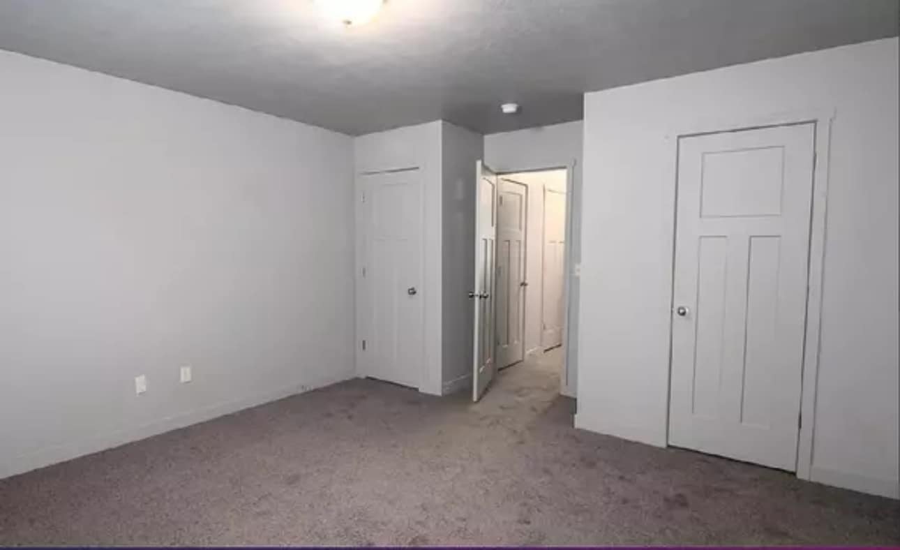 Building Photo - 194 E 700 N