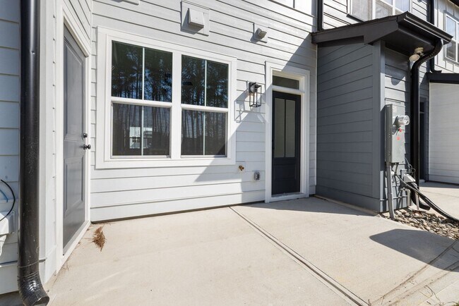 Building Photo - **OFFERING RENT DISCOUNT PROMOTION FOR FIRST 6 MONTHS** New Construction 4BD, 3.5BA Raleigh Townh...