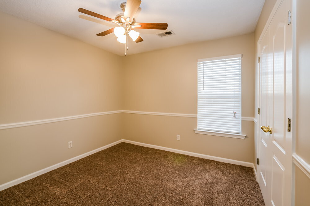 Building Photo - 11625 Leewood Dr