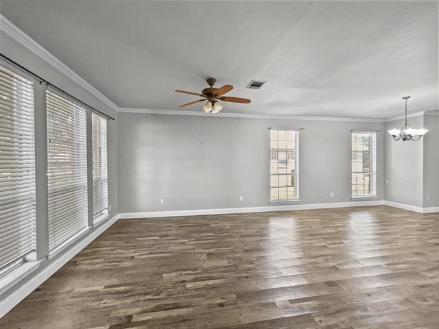 Building Photo - 2132 Cliffside Dr