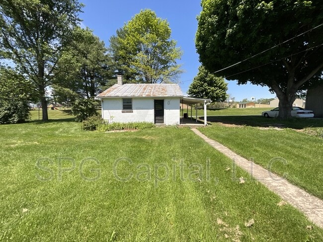 Building Photo - 1857 Walnut Bottom Rd