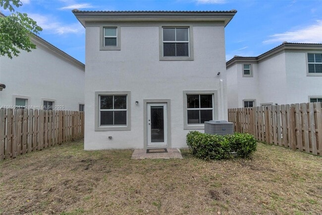 Building Photo - 2409 NW 131st Cir