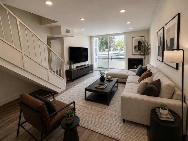 Interior Photo - can371